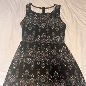 Women's/Junior's Dress